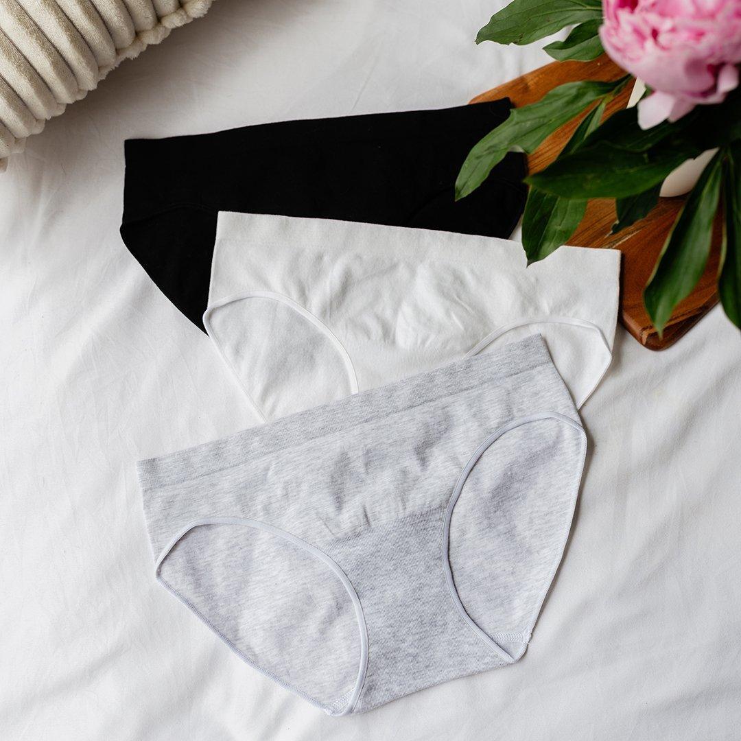 UNDIES COTTON STRETCH BIKINI | 3 pack, BRABAR, SEAMLESS UNDERWEAR,small/medium, Black/White/Grey,