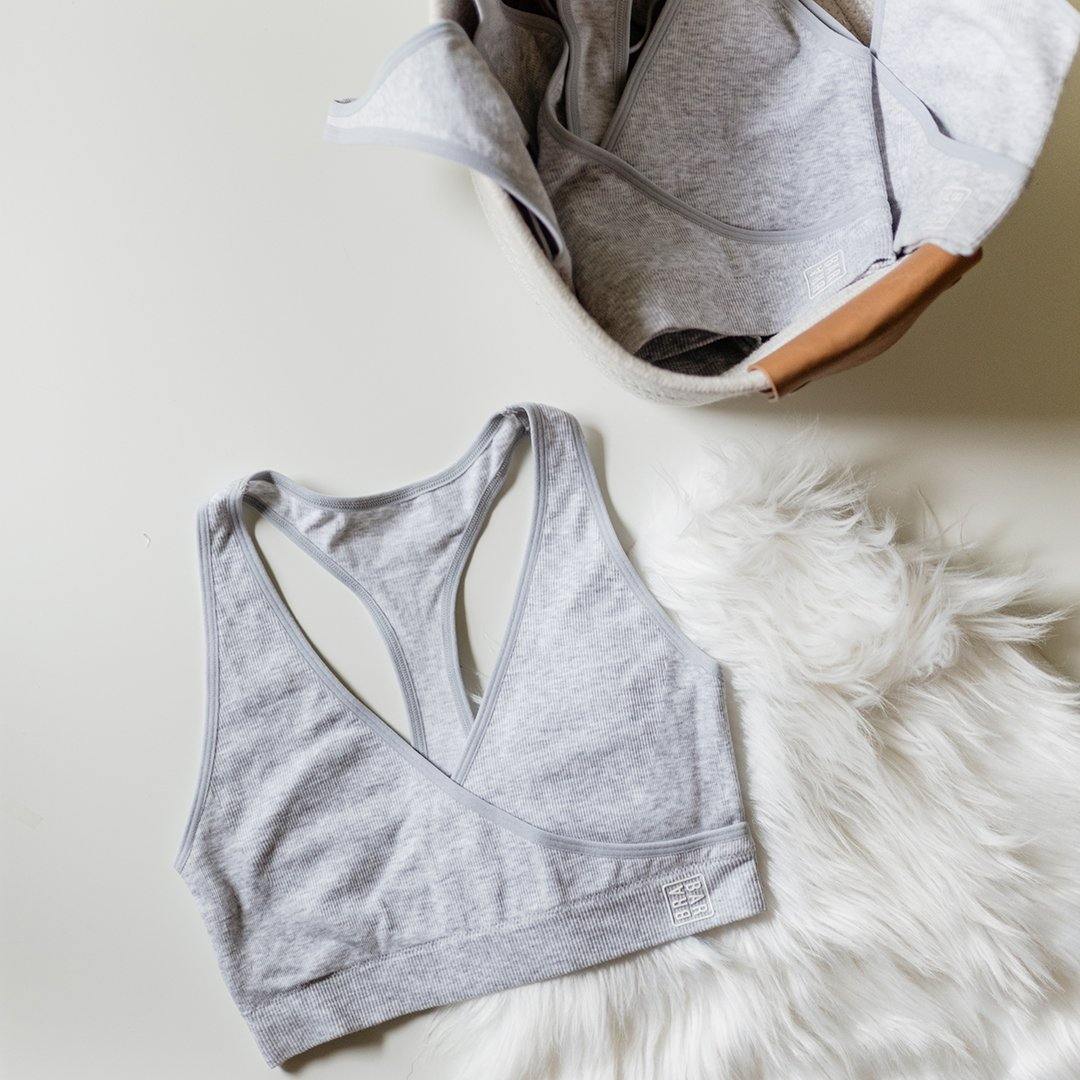 COTTON STRETCH RIB RACERBACK BRA | BRABAR
COTTON SPORTS BRALETTE for teen girls and women, fits AA to DDD cup sizes. Grey
