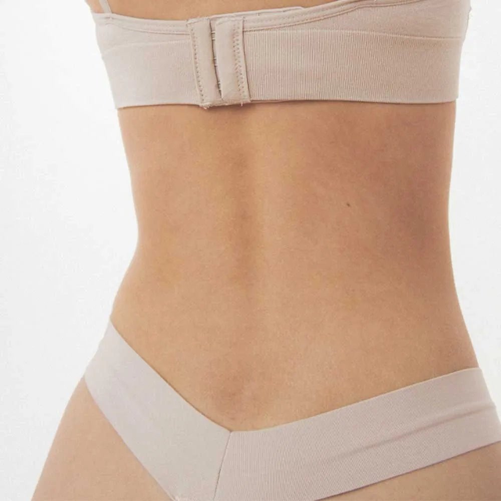 EVERYDAY BRA for teen girls and women, fits AA to DDD cup sizes. BRABAR wireless bra with back closure for t-shirt bra girls