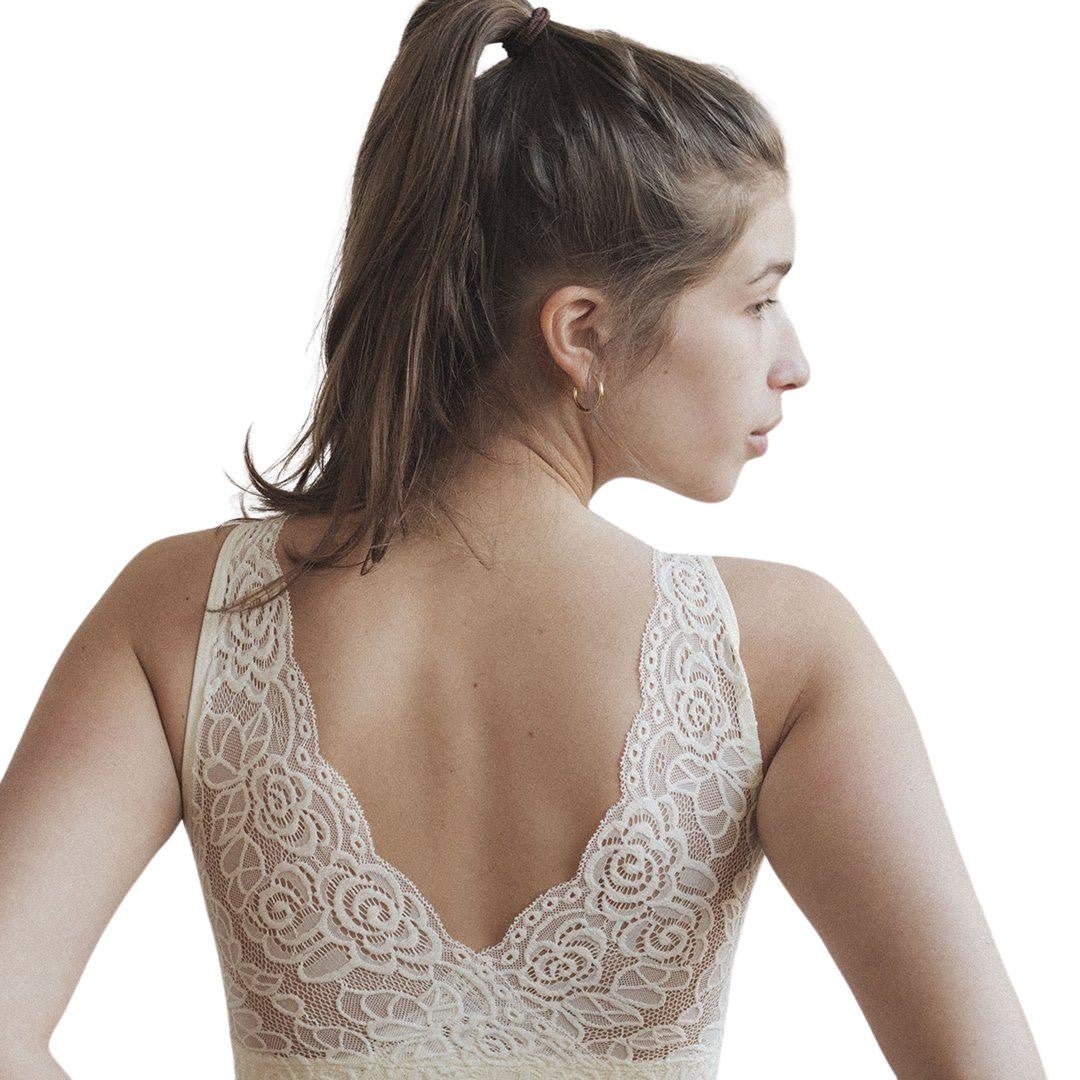 HUG LACEBACK BRALETTE Image 7