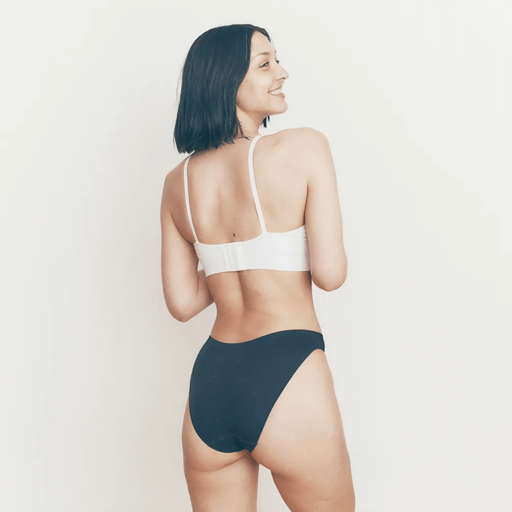 SOFT DAY BRA with BACK CLOSURE BRABAR. Super soft, supportive, wireless bra fits C, D, DD/E, DDD/F cup size teenage girls