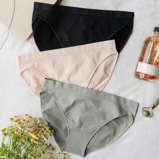 UNDIES COMFY HI-LEG BIKINI UNDERWEAR | 3 pack,SEAMLESS UNDERWEAR, BRABAR, Black/Ballet Slipper/Natural Grey, small,